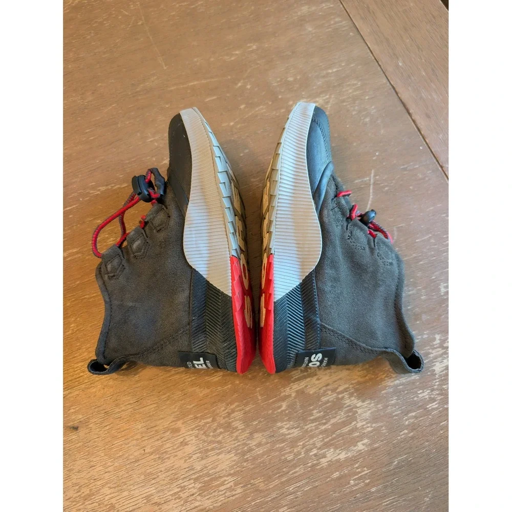 Sorel Kids Out N About Classic Waterproof Duck Boots Charcoal Red size 3 snow